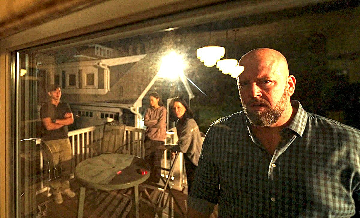  - Что это значит: "40-минутная сцена, что мы снимали "одним кадром", запорота и нужен еще дубль?".  