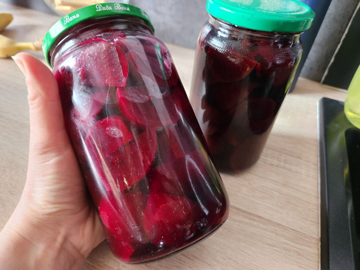Маринованная свёкла. Удобно для салатов.