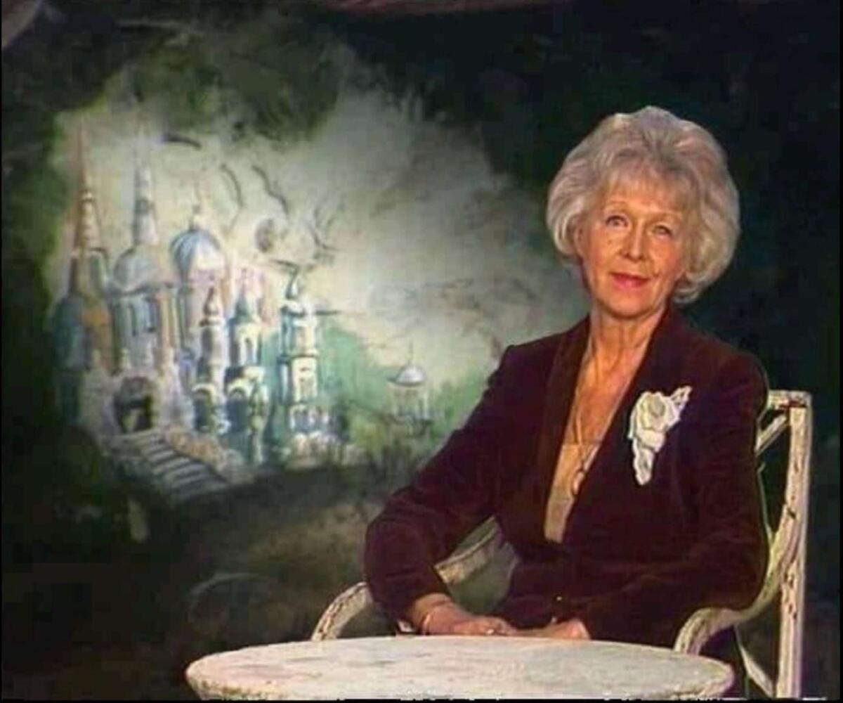 "В гостях у сказки" и тетя Валя, Валентина Михайловна Леонтьева. Изображение из открытых источников