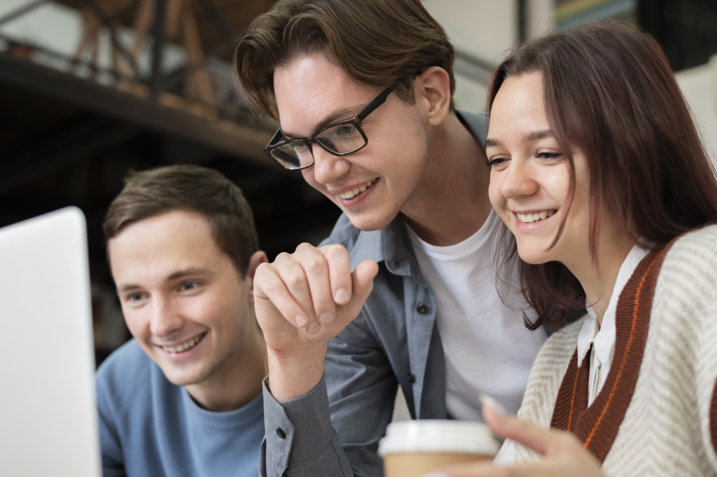    В Югре открыт набор в Школу социального предпринимательства