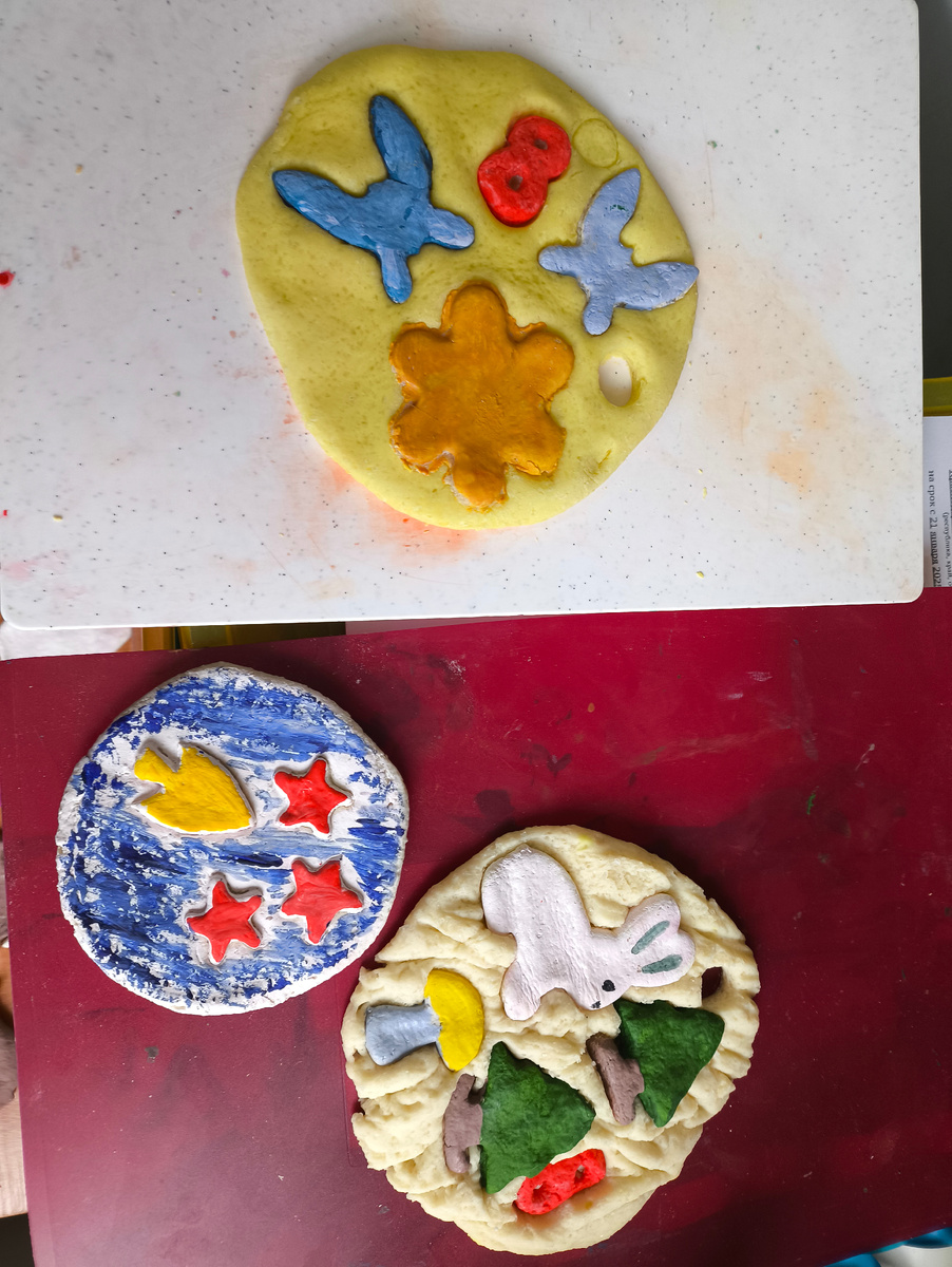 Тифлокомментарий. Просто поделки в школе для иллюстрации 