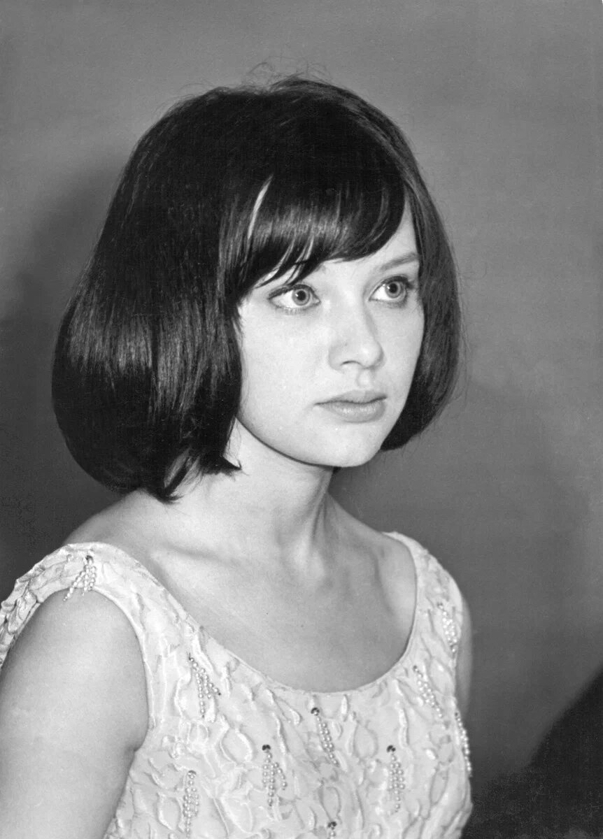 Людмила Савельева
