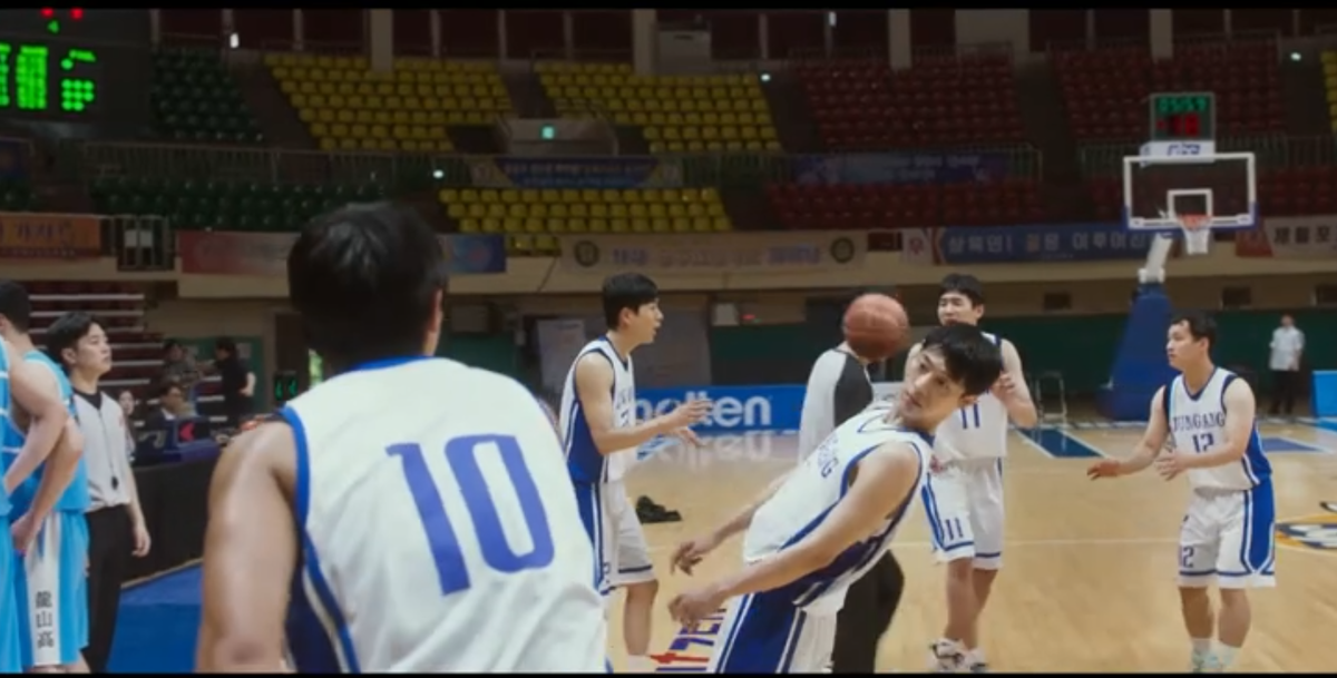 Легендарный бросок в голову судье)))