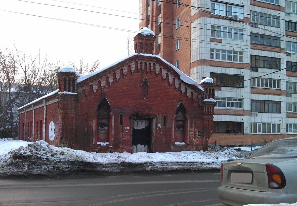 Дом № 30 на улице Гоголя. "Дом-монстр" или "Дом-щелкунчик", как его называли раньше. Источник: https://www.fun-on-the-run.ru/2013/02/blog-post.html