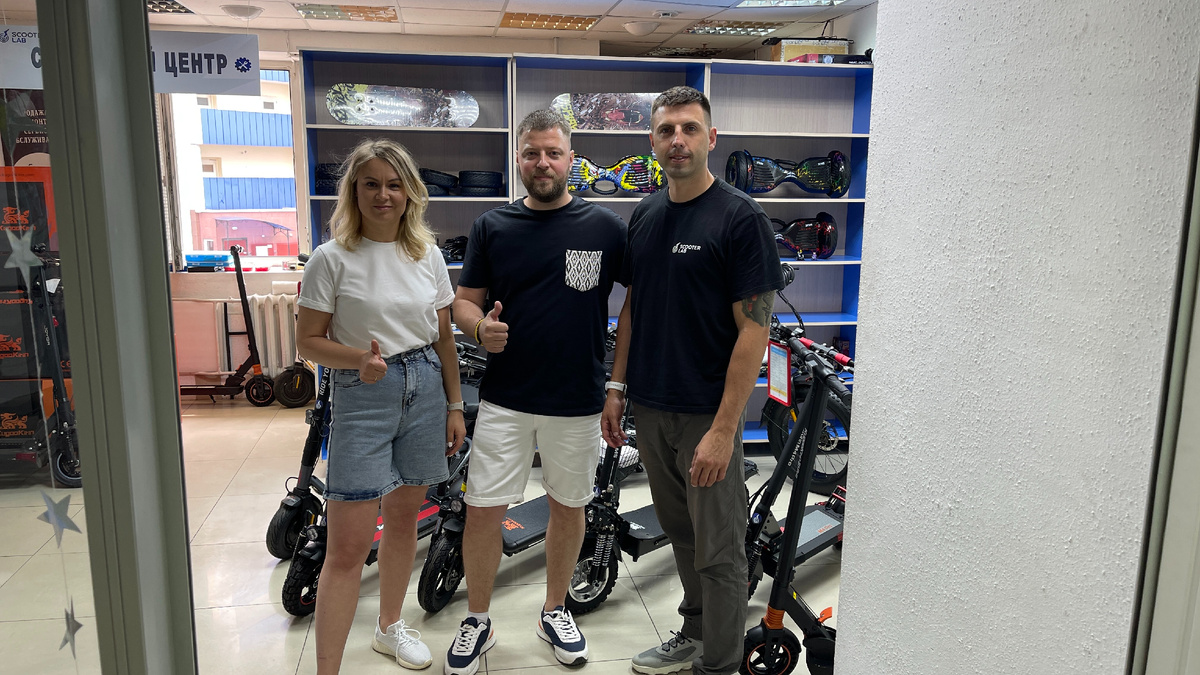 Бизнес-брокер Иван Боченков на одной из сделок по продаже готового бизнеса