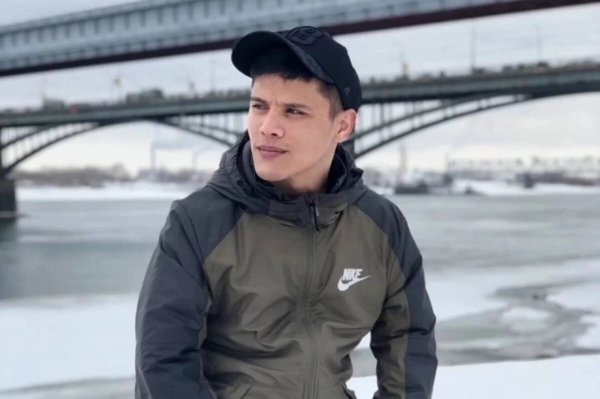    Асет Архипов родился с тяжелой инвалидностью.