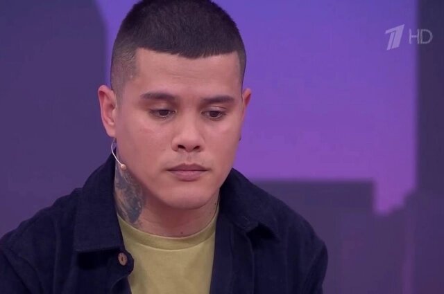    Асет является председателем общества инвалидов. Фото: Мужское Женское