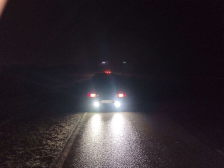     В Белгородской области «Лада» сбила мужчину, ремонтировавшего авто на дороге, фото: МК в Белгороде (архив)