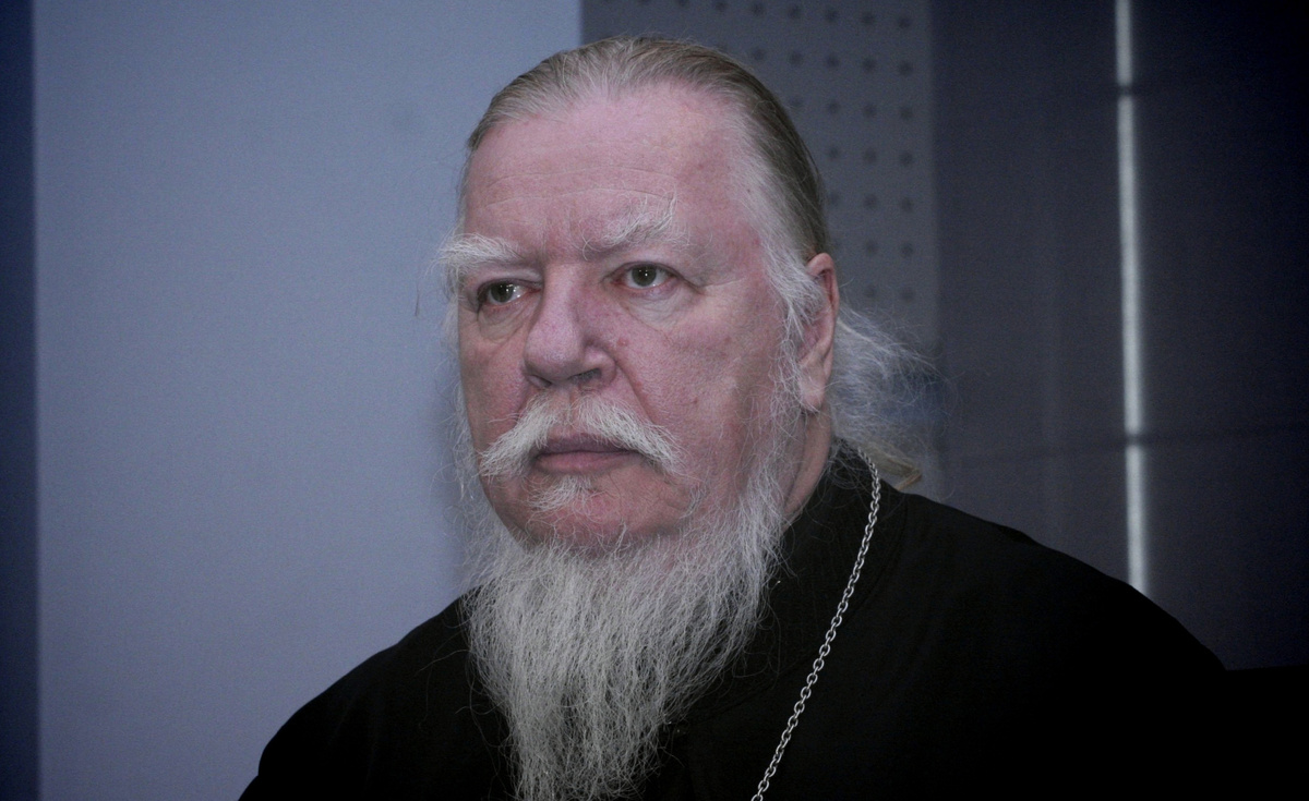 Димитрий Смирнов (07.03.1951 — 21.10.2020 гг.) — протоиерей, церковный и общественный деятель.