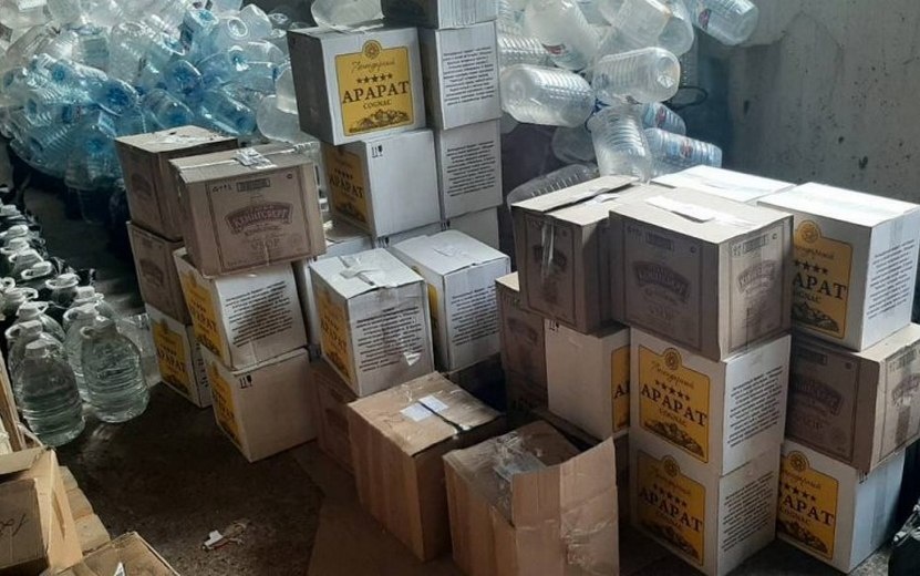    Продавцов крупной партии контрафактного алкоголя осудили в Удмуртии