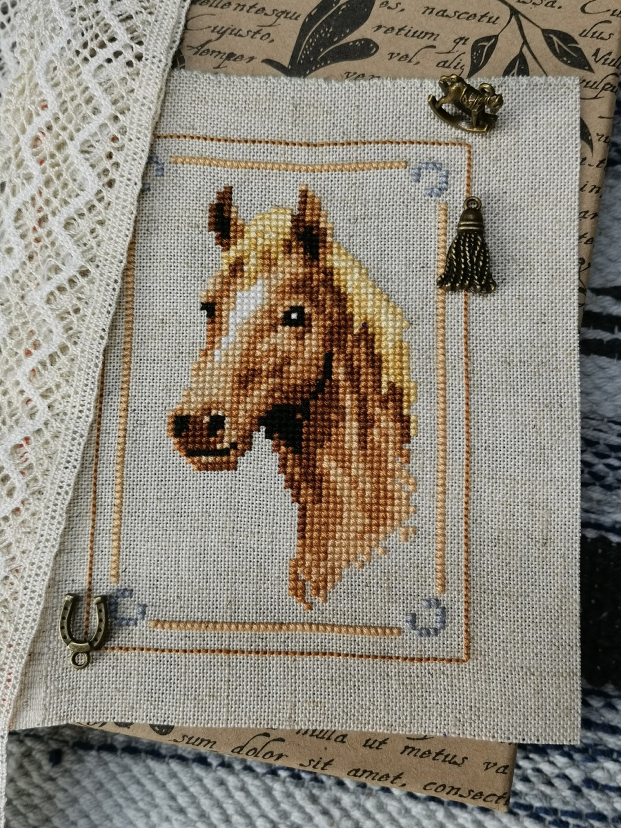 Смотрю на неё, на готовую и думаю "ну что там шить??". Вспоминаю процесс работы над схемой и содрагаюсь от флешбеков.