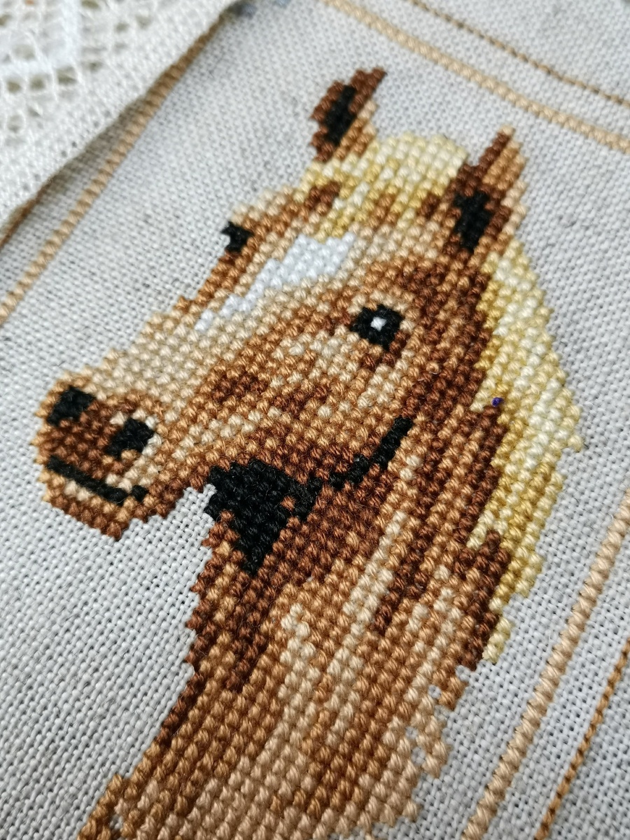 На она красивая. Факт!