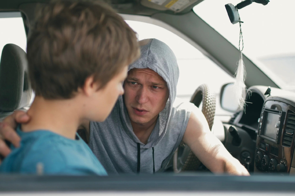 Юра Борисов в фильме «Кончится лето» 