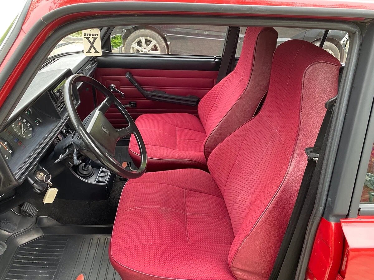 Переходной красный салон ваз 2107, выпуск после 1990г.