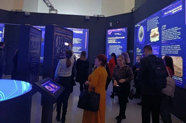    Информация на стендах адаптирована под современные технологии. Фото:  АиФ/ Ольга Коробова