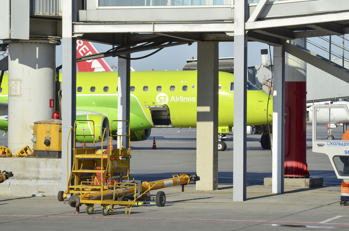 Артист намерен подать в суд на авиакомпанию.  Фото: ФедералПресс / Дмитрий Шевалдин