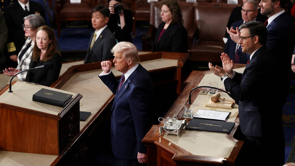 Дональд Трамп, Джей Ди Вэнс и Майк Джонсон .📷Фото: Evelyn Hockstein / Reuters