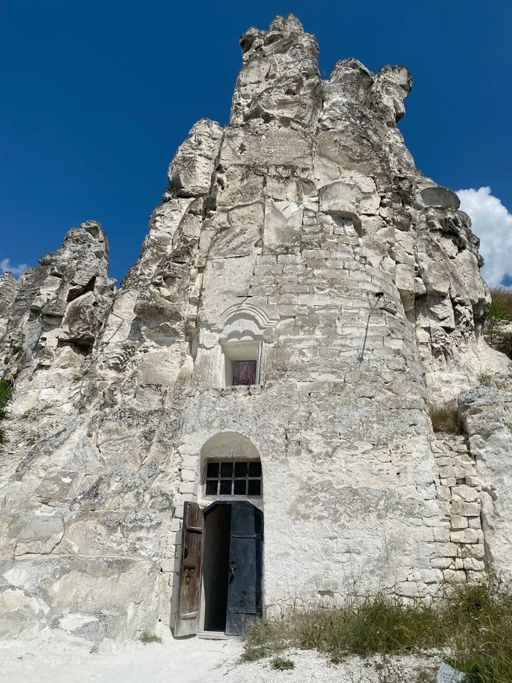 Мужской монастырь⛪️