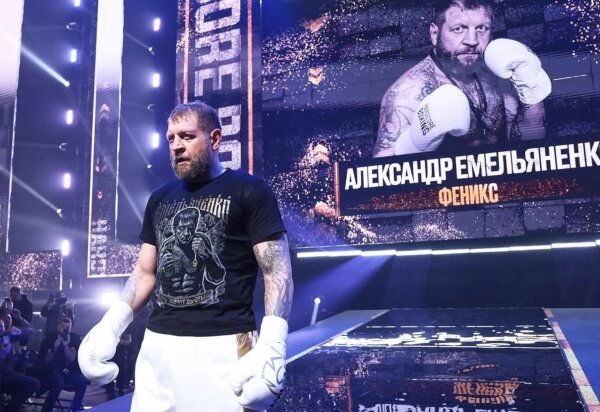 Александр Емельяненко. Фото © Instagram (признан экстремистской организацией и запрещён на территории Российской Федерации)/ emelyanenko_merch