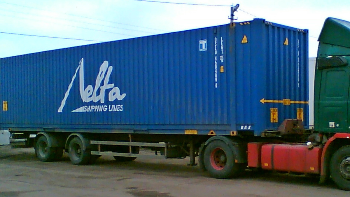 45-футовый морской контейнер на обычном (нераздвижном) полуприцепе