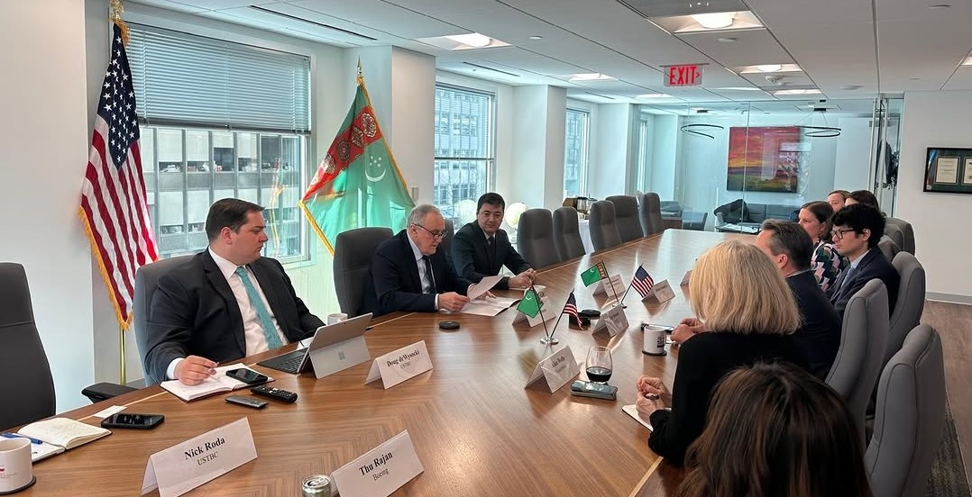 Встреча посла Туркменистана в США Мерета Оразова с представителями ведущих американских компаний, 4 марта, 2025 г., Вашингтон, США (Фото: Посольство Туркменистана в США)