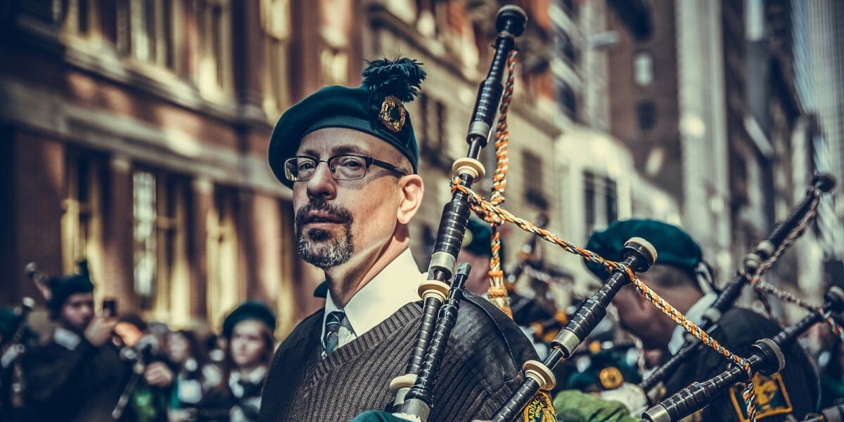 Волынщики на параде в честь Дня святого Патрика. Источник: Unsplash📷
