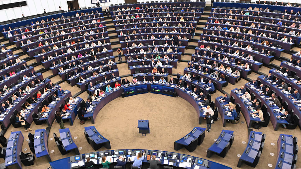 Заседание Европарламента.📷Фото: Алекс Сочацки / Коммерсантъ