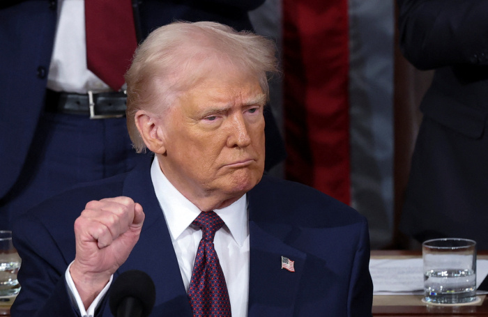    REUTERS/Kevin Lamarque