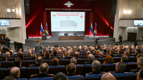    Количество вакантных должностей в МВД выросло до 172 тыс. Татьяна Сидорова