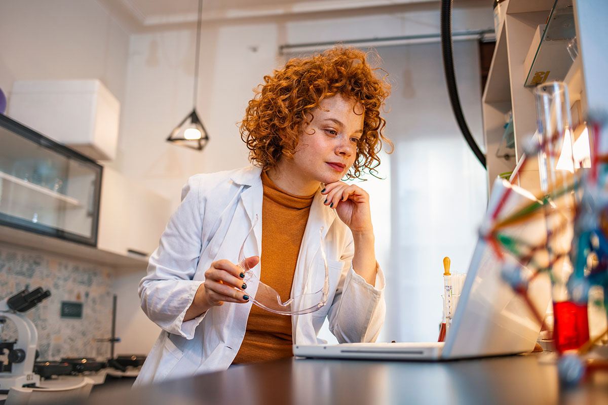    По аннотации читатель сможет получить представление о содержании, целях и основных выводах материала. Источник: Shutterstock