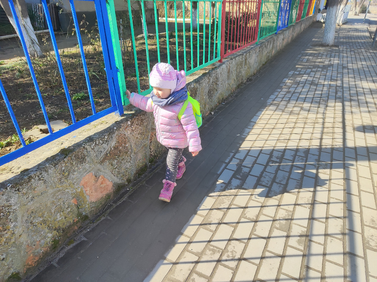 идем на рынок! Погода у нас резко стала весенней!