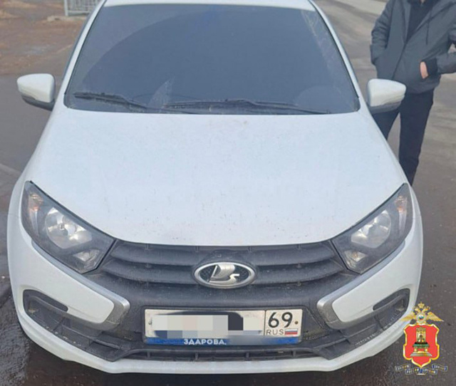 В Тверском УМВД разъяснили, что за демонстрацию матерных слов могут арестовать