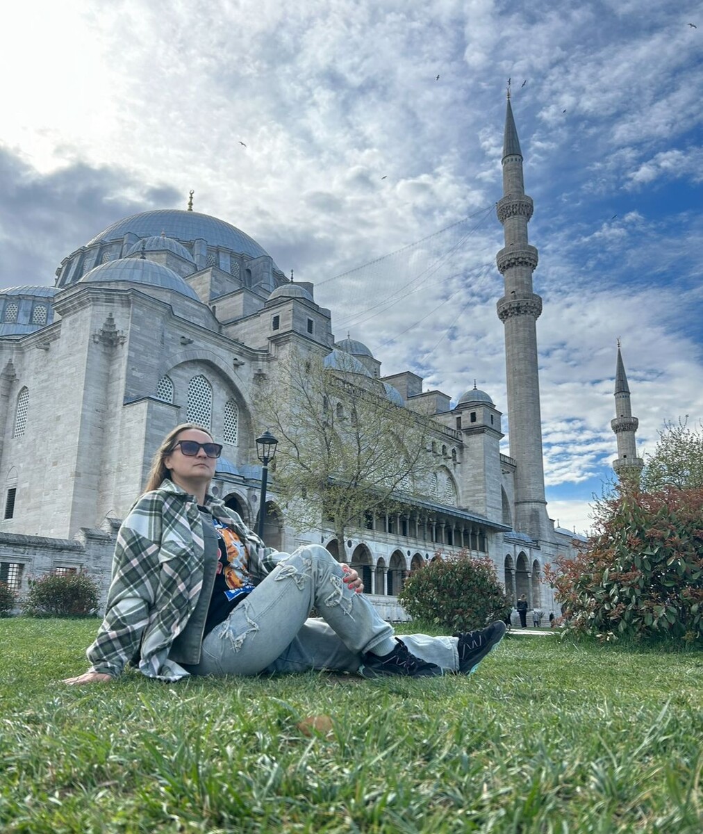 Остановка для фото на Сулеймание. Только в такие моменты можно было присесть отдохнуть