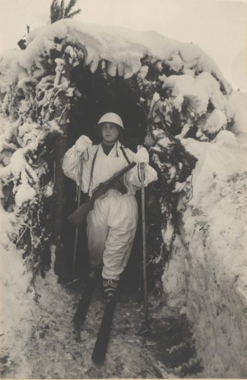 Партизанка. Ленинград. 194- год 