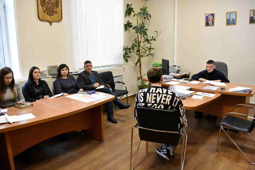    Управа Ленинского района Воронежа.