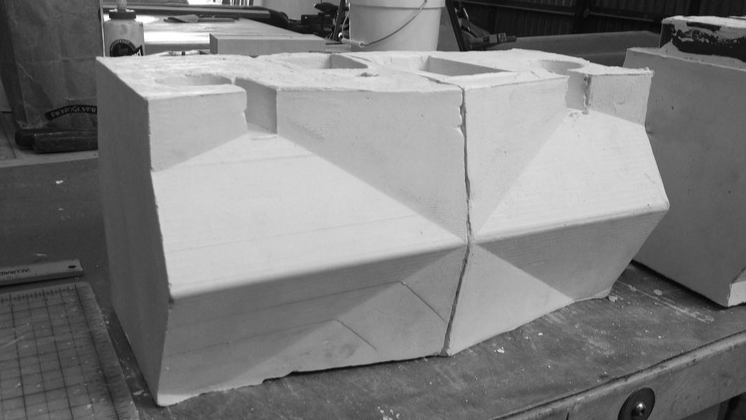 Кирпич-пылесос