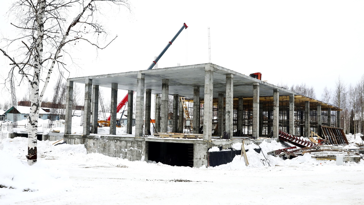    В Солнечном продолжается строительство нового культурно-досугового центра