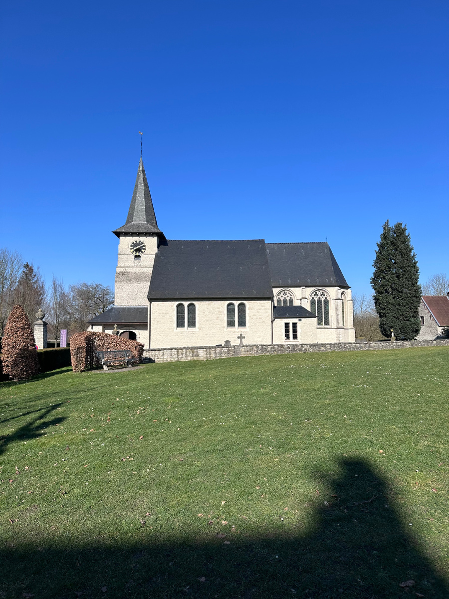 Бельгия прекрасна весной)