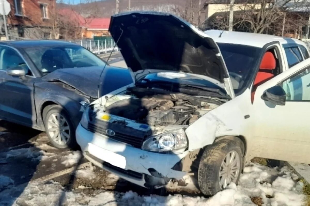    Два человека пострадали в аварии в Майкопском районе Адыгеи