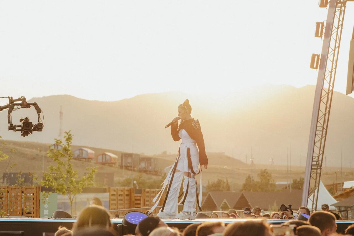 Листайте вправо, чтобы увидеть больше изображений