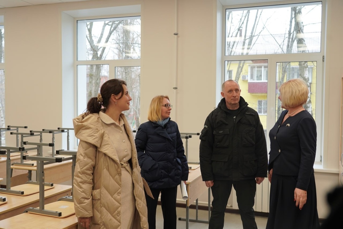    Врио министра образования и науки Курской области посетила школу № 10 им Е.И. Зеленко