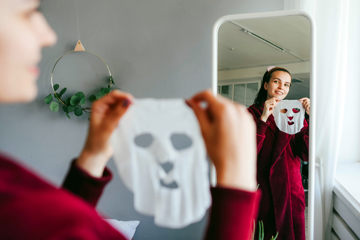     Дёшево и сердито! Узнали у косметолога все о тканевых масках