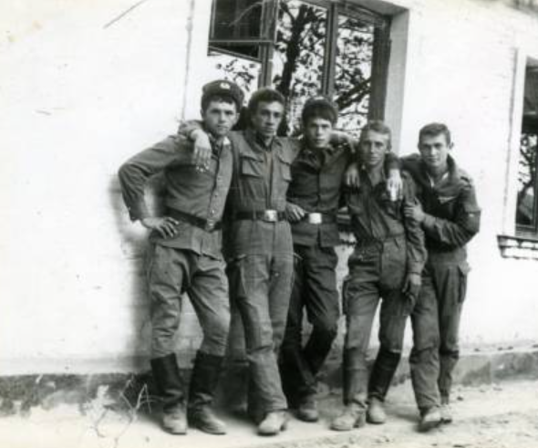 Военнослужащие ДШМГ в месте своей постоянной дислокации - Керкинский пограничный отряд (КСАПО)