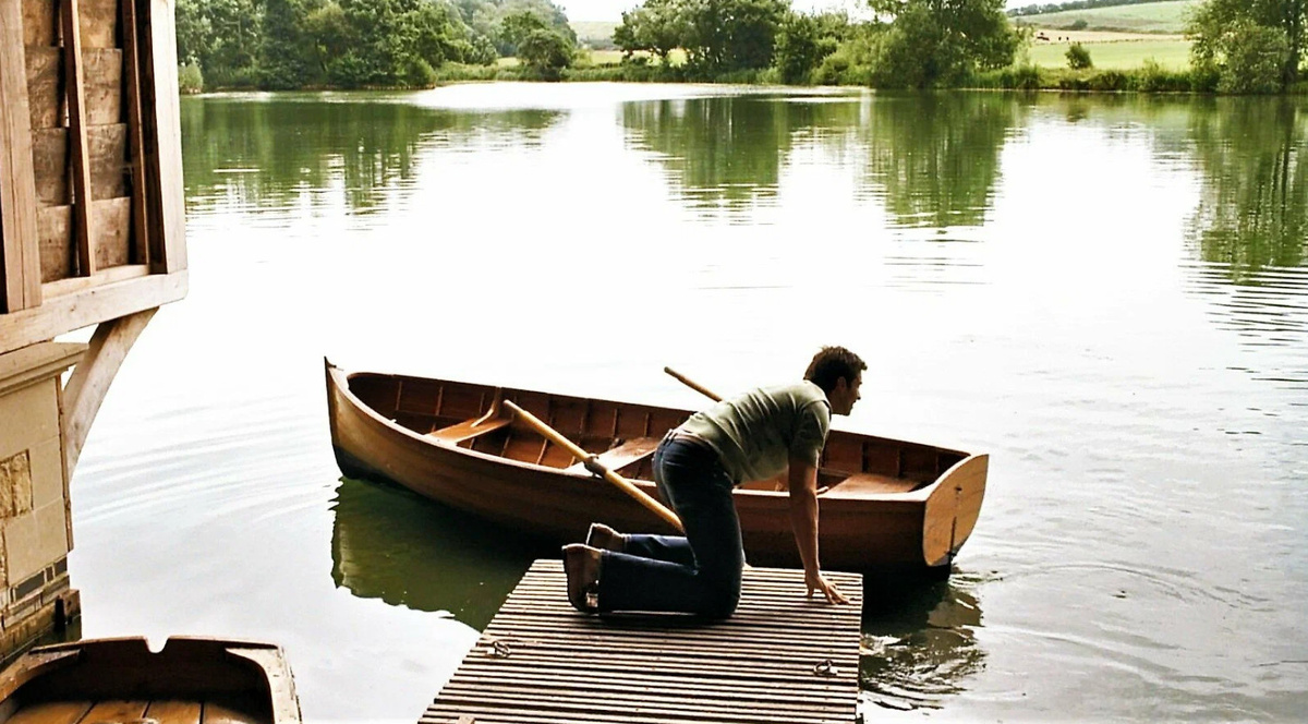 Пролистните изображение, чтобы увидеть следующий кадр из фильма «Сенсация» (2001)