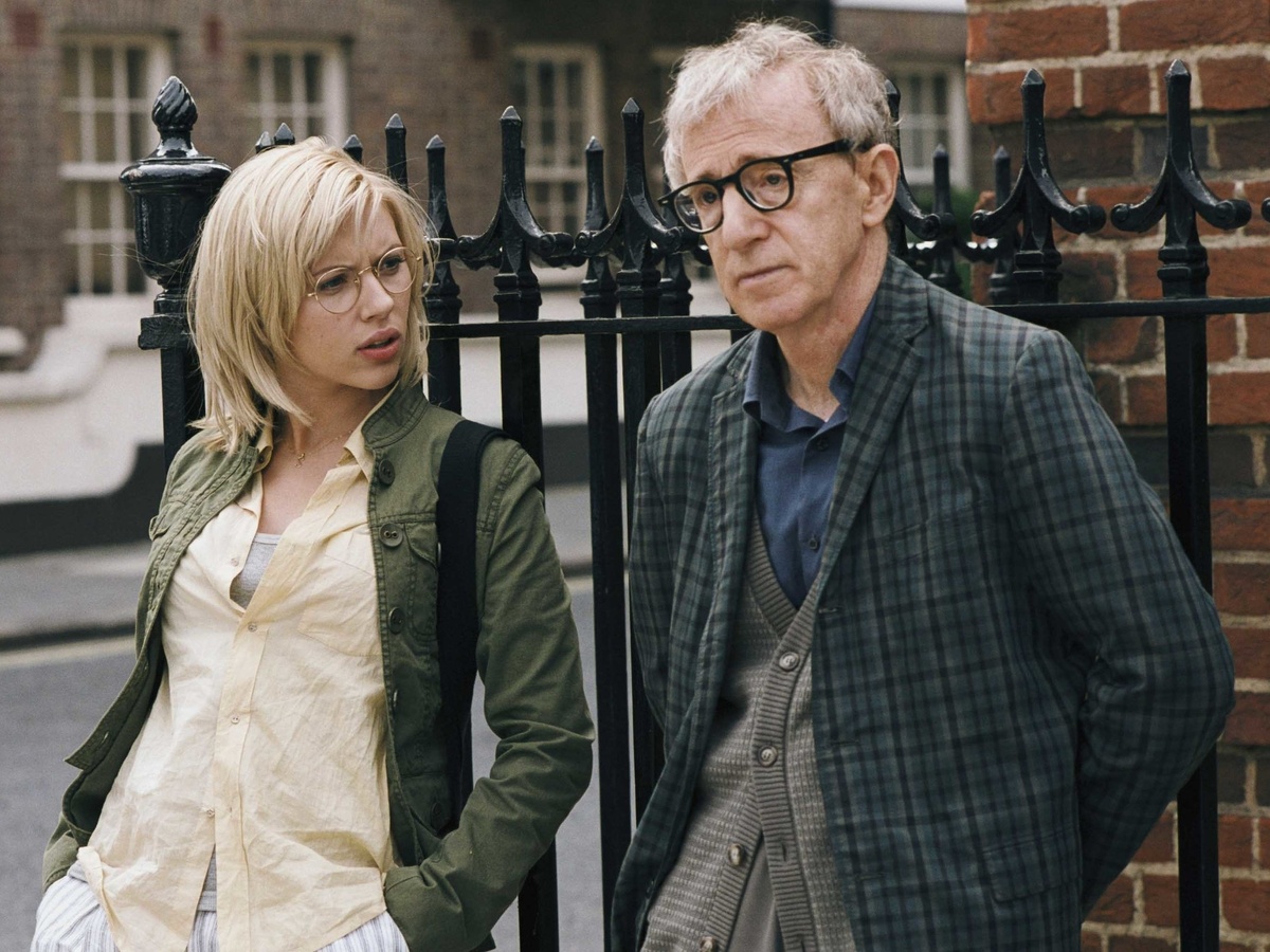 Пролистните изображение, чтобы увидеть следующий кадр из фильма «Сенсация» (2001)