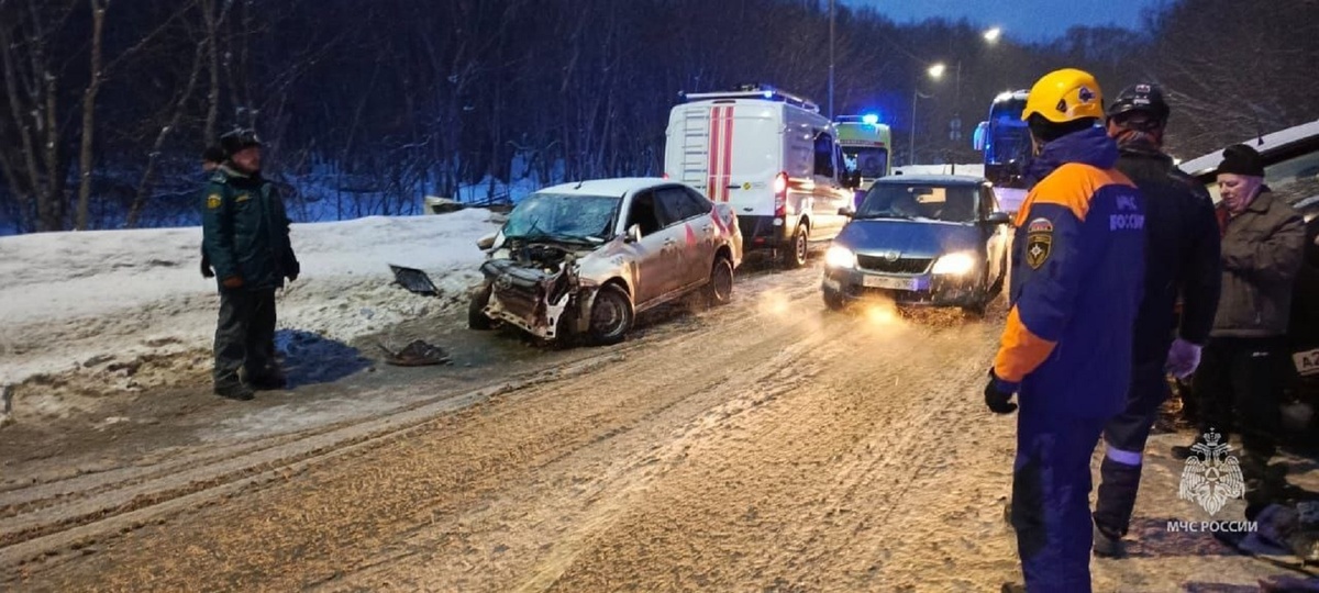    В Башкирии столкнулись две легковушки: один человек погиб, трое пострадали