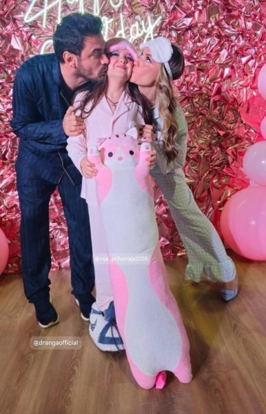    Петр Дранга, Агата Муцениеце и Мия Прилучная, фото: соцсети