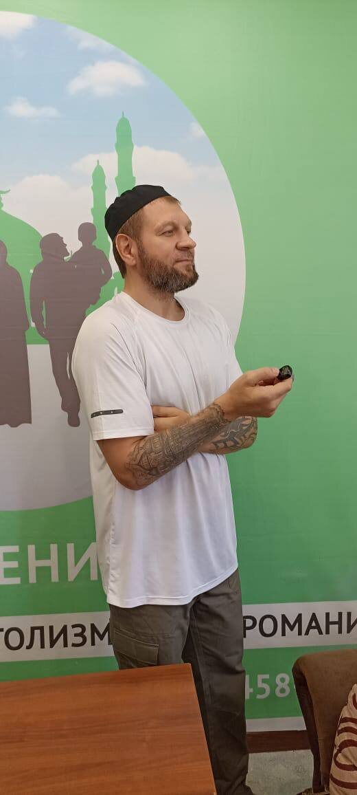    Александр Емельяненко@AlexanderEmelianenko / Соцсети