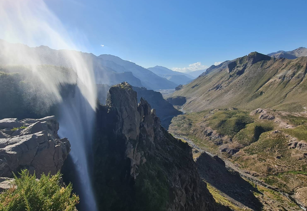 Cascada Invertida, авторский тур по Чили