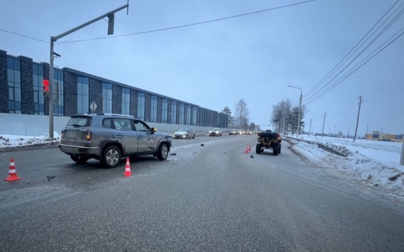    Пассажирка пьяного водителя квадроцикла пострадала на ул. Камбарской в Ижевске